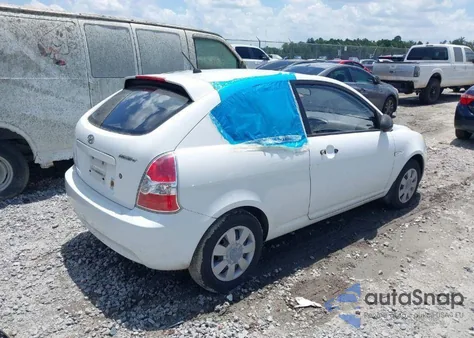 2007 Hyundai Accent Gs from USA, damaged, VIN KMHCM36CX7U002776